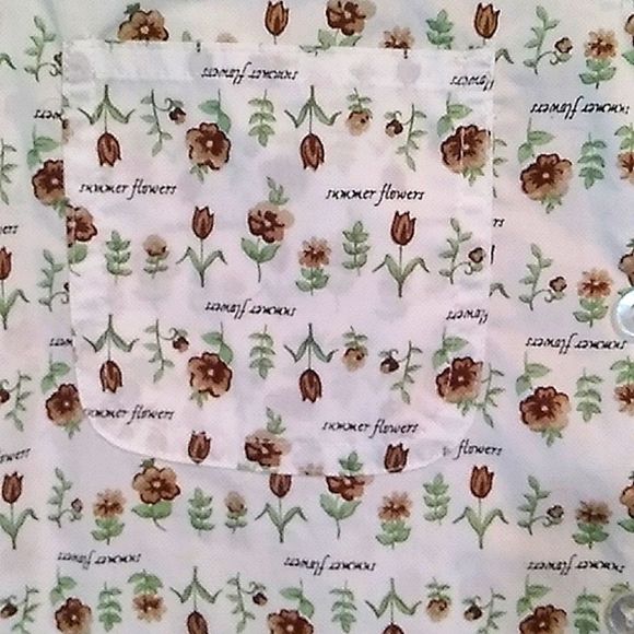 Basic additions medium cotton polyester short sleeve button up blouse. - Picture 5 of 6